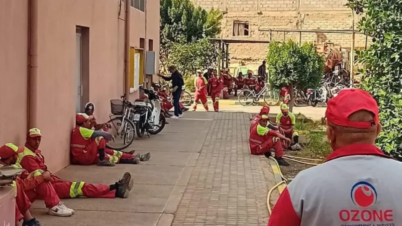 بعد مشاورات مكثفة..صرف أجور شهرين وتسوية في الأفق لوضعية عمال النظافة بقلعة السراغنة