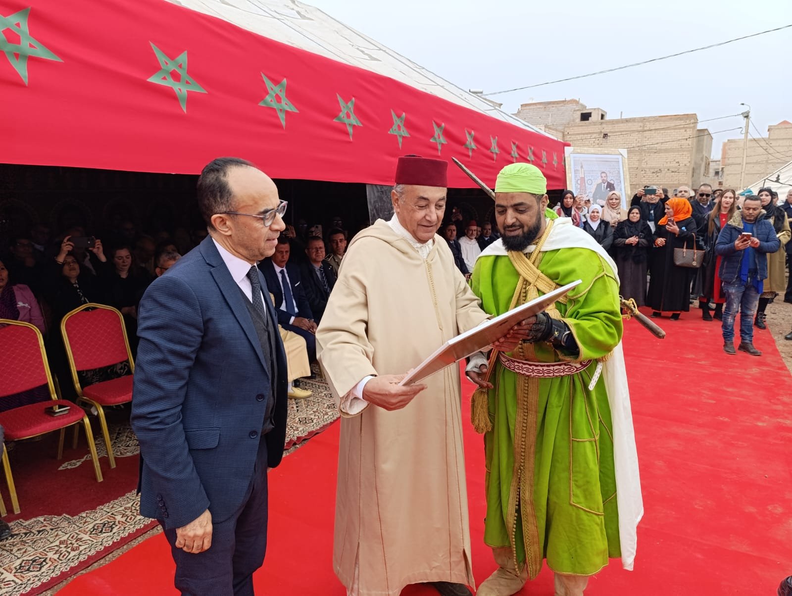 عامل قلعة السراغنة يزور مهرجان الفرائطة