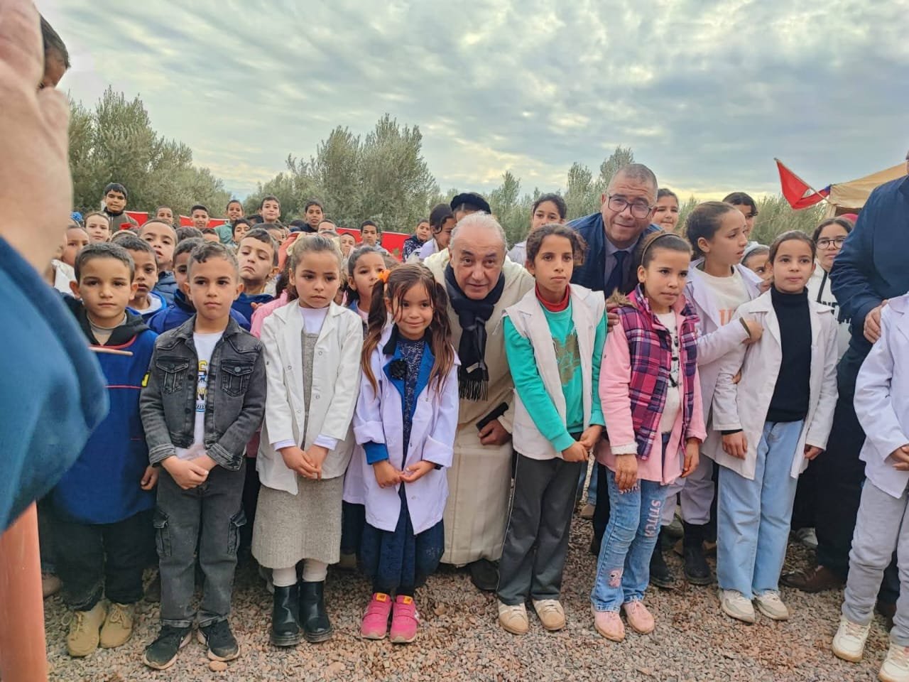 عامل قلعة السراغنة يتفقّد مدرسة بجماعة الواد لخضر