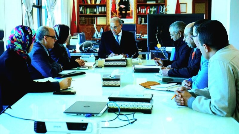 العامل اليزيدي يترأس اجتماعا لتمديد صلاحية رخص حفر الآبار بقلعة السراغنة