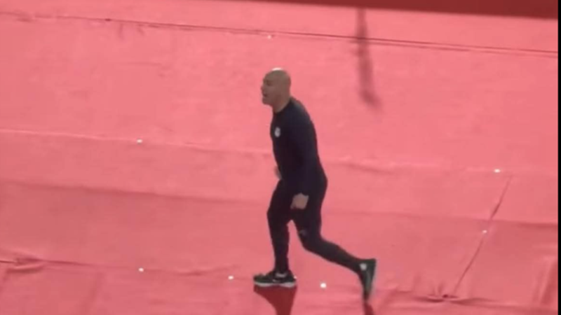 هذه هي العقوبة الثقيلة التي تنتظر المدرب المصري بسبب استفزاز جمهور أكادير