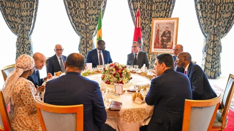 جلالة الملك يقيم مأدبة غداء على شرف الوزير الأول السنغالي