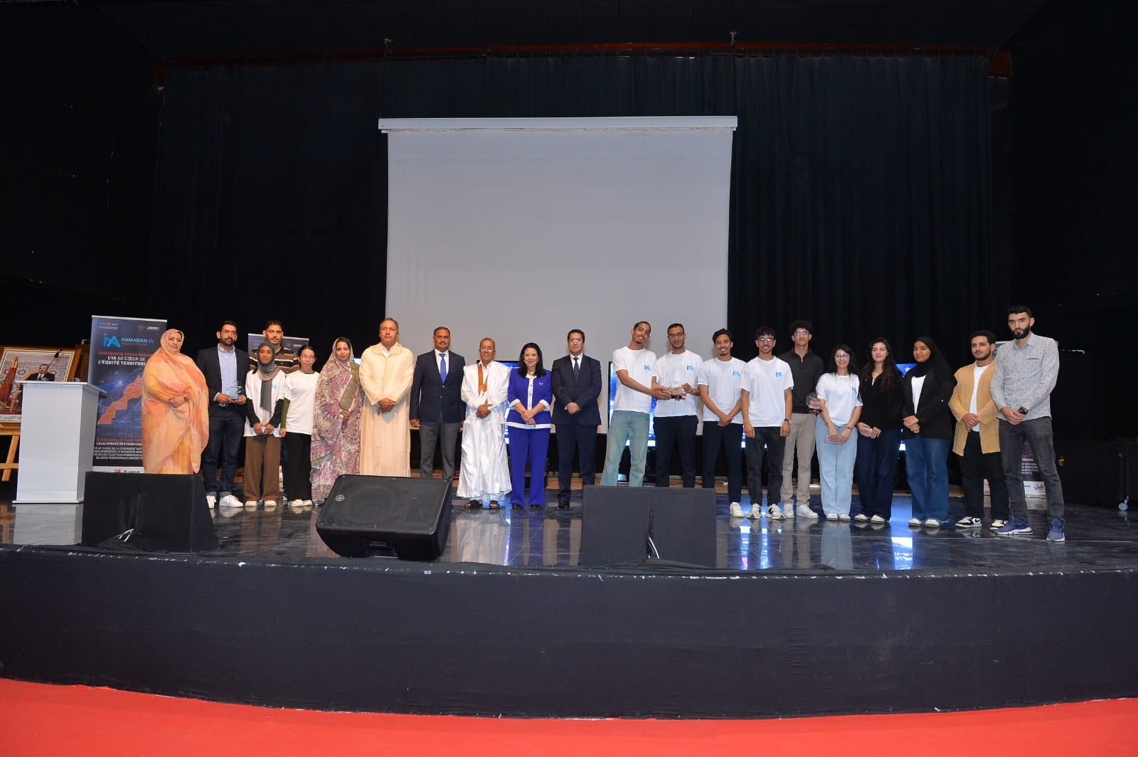 تتويج 3 مشاريع رقمية بالداخلة