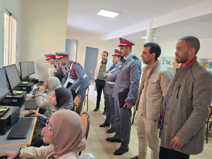 المحمدية..مدرسة الوحدة تُحيي اليوم الوطني للسلامة الطرقية بشراكة مع الدرك الملكي