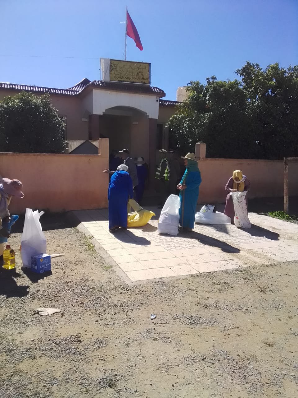 قلعة السراغنة..انطلاق توزيع “قفة رمضان” بقيادة أولاد زراد