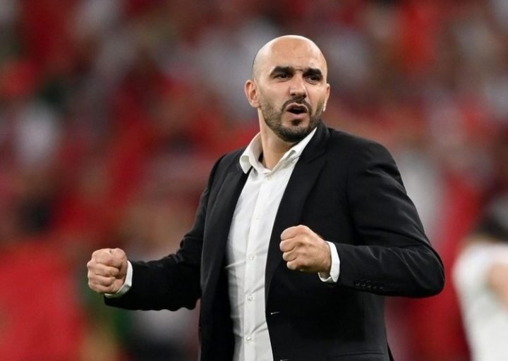 الجامعة تنفي انفصالها عن الركراكي