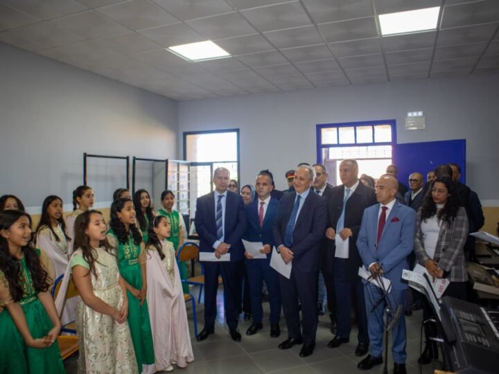 الوزير برادة والعامل طالب يطلقان مشاريع تربوية ورياضية باليوسفية