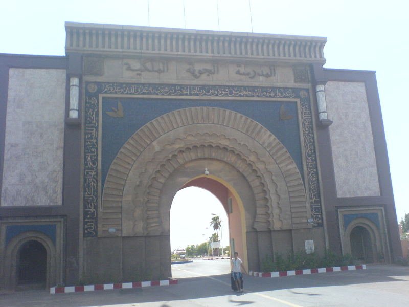 بمناسبة اليوم العالمي للمرأة..ضابطات وطالبات يحتفين بالتميز بالمدرسة الملكية الجوية بمراكش