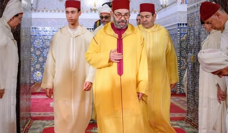 أمير المؤمنين يترأس حفلا دينيا إحياء لليلة القدر المباركة