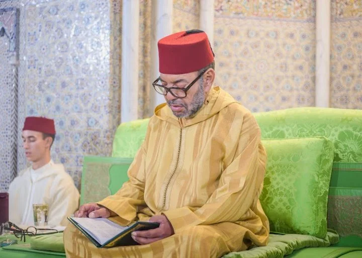 أمير المؤمنين يترأس حفلا دينيا إحياء لليلة القدر المباركة