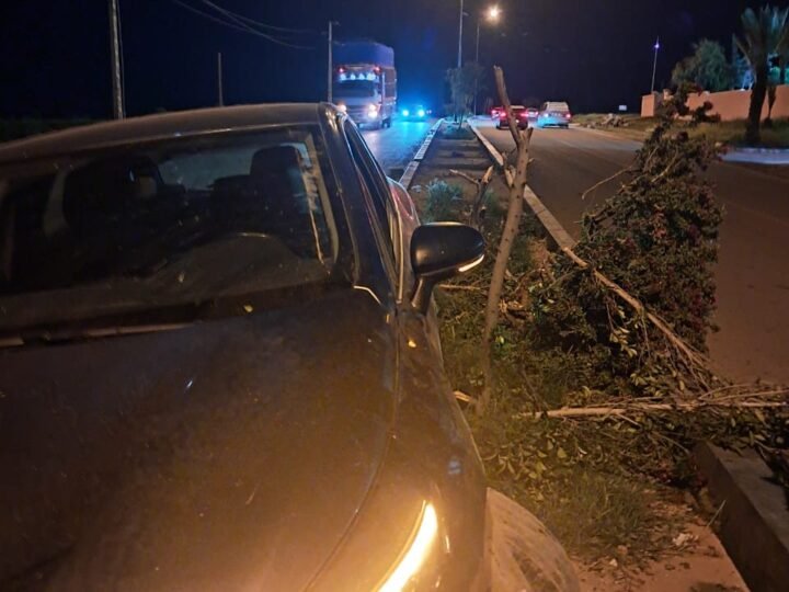 خسائر مادية في حادث انحراف سيارة بمدخل قلعة السراغنة