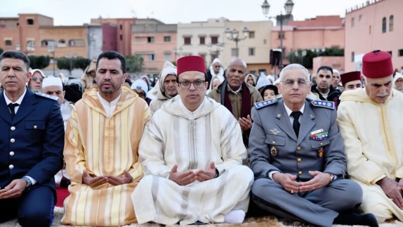 عامل الرحامنة يؤدي صلاة العيد بساحة المحسنين ـصور