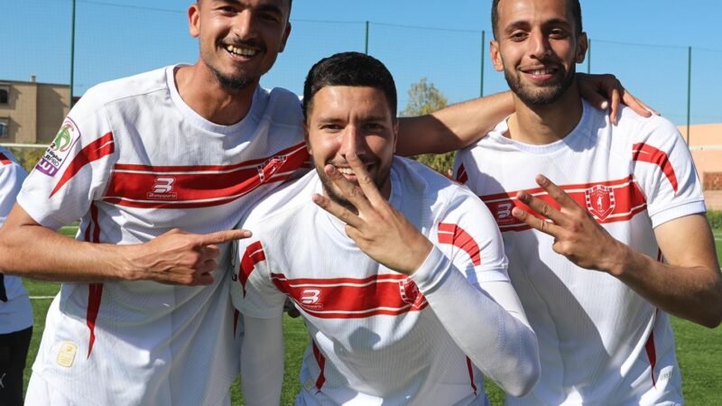 شباب ابن جرير يسحق أطلس خنيفرة برباعية نظيفة