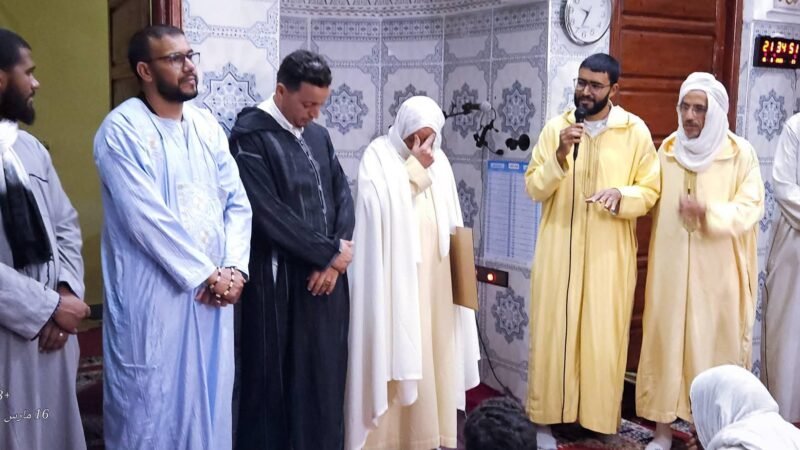 رحلة عمرة تكريما لإمام مسجد الوفاء بكلميم