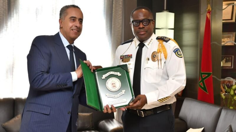 حموشي يتباحث مع المفتش العام لشرطة ليبيريا وسفير أندونيسيا