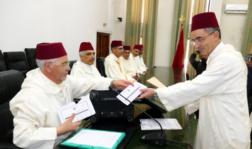 هبات ملكية لـ1458 شخصا في وضعية هشاشة بفاس ومكناس