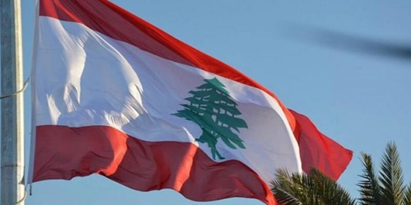 لبنان يعلن السفير الإيراني شخصا غير مرغوب ويمنحه مهلة للمغادرة