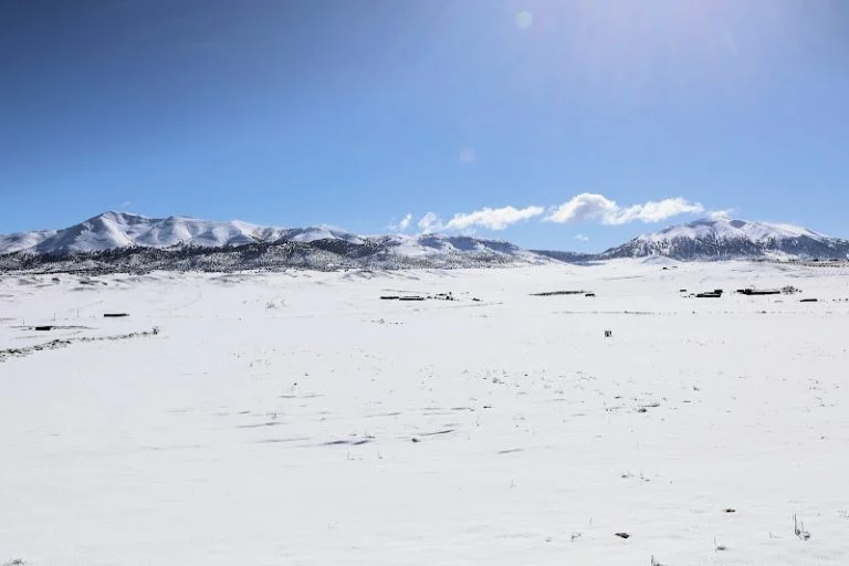 طقس اليوم الجمعة..أمطار وثلوج وسماء غائمة