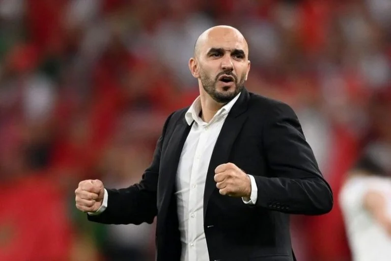 من يعيد الاعتبار للركراكي؟