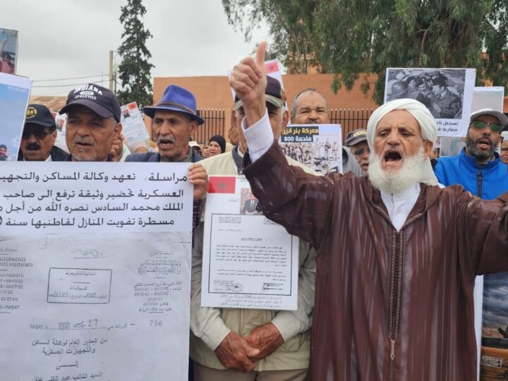 سكان الحي العسكري ينظمون مسيرة ضد الترحيل بمراكش