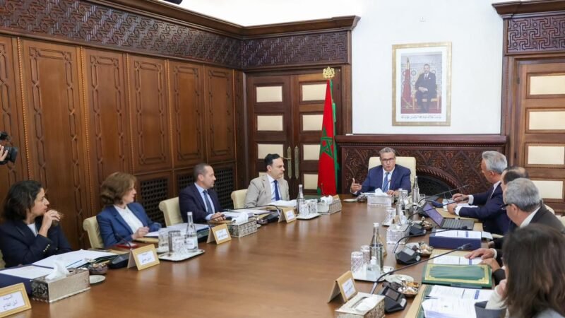 لجنة الاستثمارات تصادق على 44 مشروعا بأكثر من 86 مليار درهم