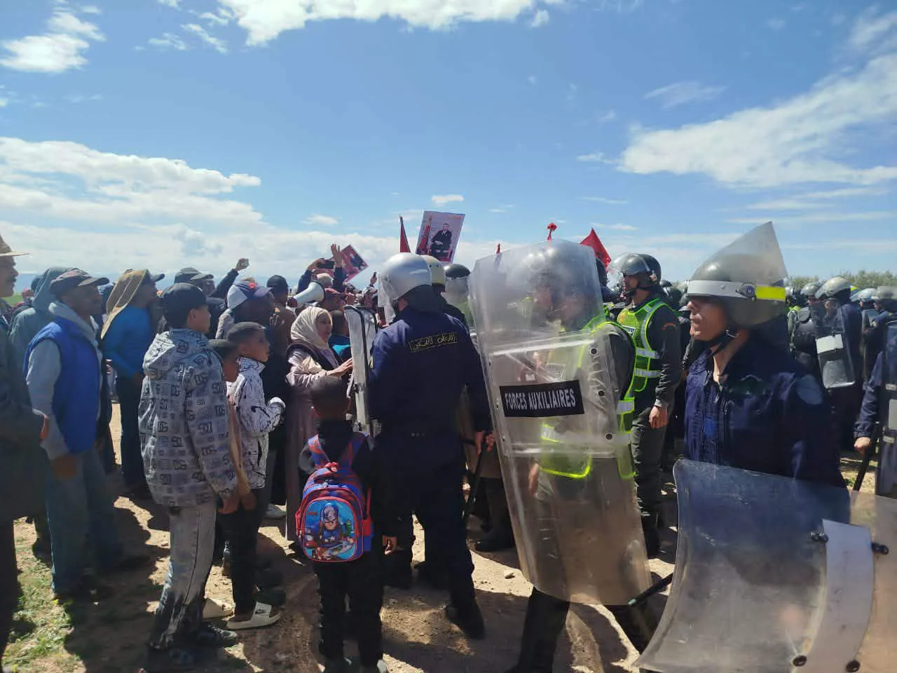 وصف الأحكام بـ”القاسية”..الاشتراكي الموحد يطالب بسحب الترخيص الممنوح لمقلع السراغنة