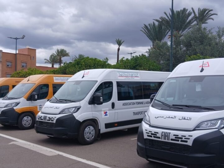 توزيع 13 سيارة لخدمات القرب بمناسبة اجتماع لجنة التنمية البشرية بمراكش