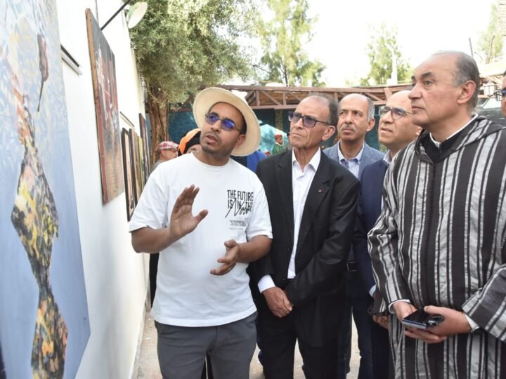 عامل قلعة السراغنة يفتتح  مهرجان تساوت للفنون