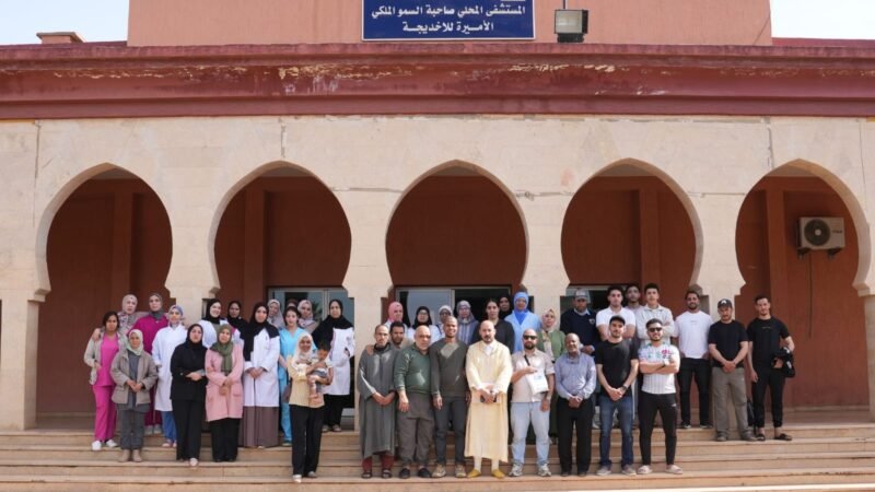 استقبال عاملي للطاقم الطبي في اختتام قافلة إزالة “الجلالة” بقلعة السراغنة