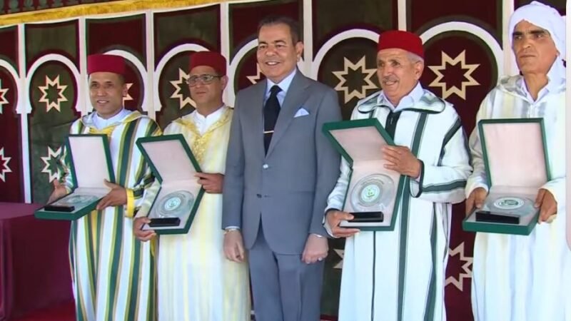 من العطاوية إلى منصة التتويج بمكناس..عبد الرحمان لبيض يفوز بجائزة أفضل زيت الزيتون