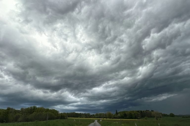 طقس اليوم الأربعاء..حرارة منخفضة وأجواء غائمة