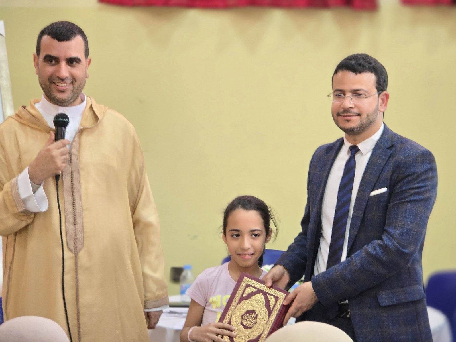 ابن جرير..أساتذة التربية الإسلامية يختتمون أنشطتهم بمسابقة في حفظ القرآن الكريم