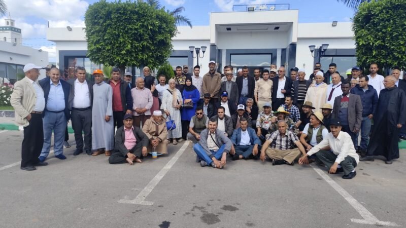 فلاحون من الرحامنة يزورون ملتقى مكناس