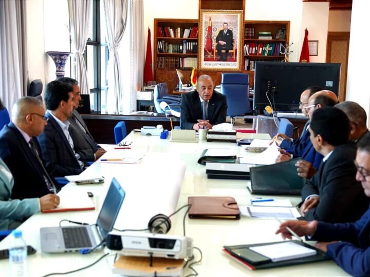 العامل اليزيدي يدعو لتدارك تأخر تأهيل 4 مدن بإقليم قلعة السراغنة