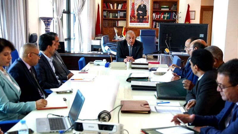 العامل اليزيدي يدعو لتدارك تأخر تأهيل 4 مدن بإقليم قلعة السراغنة