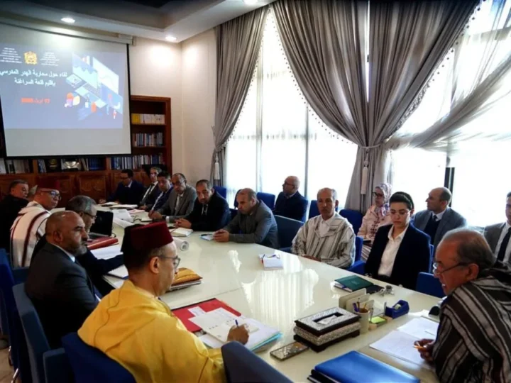 عامل قلعة السراغنة يترأس لقاء حول الهدر المدرسي