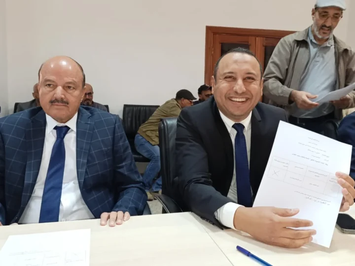 بعد تنازل المشتكيين..ابتدائية ابن جرير تحجز للمداولة قضية اتهام فيسبوكي بنشر صور رئيس الجماعة ونائبه