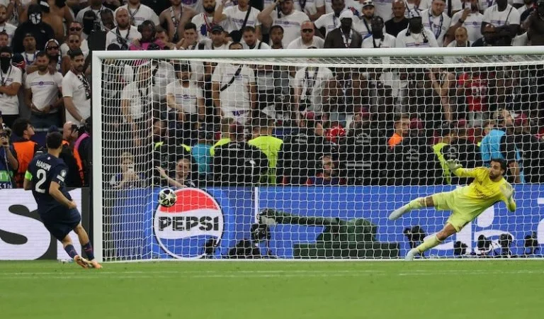 للمرة الثانية على التوالي..باريس سان جرمان يُتوّج بطلا لدوري أبطال أوربا