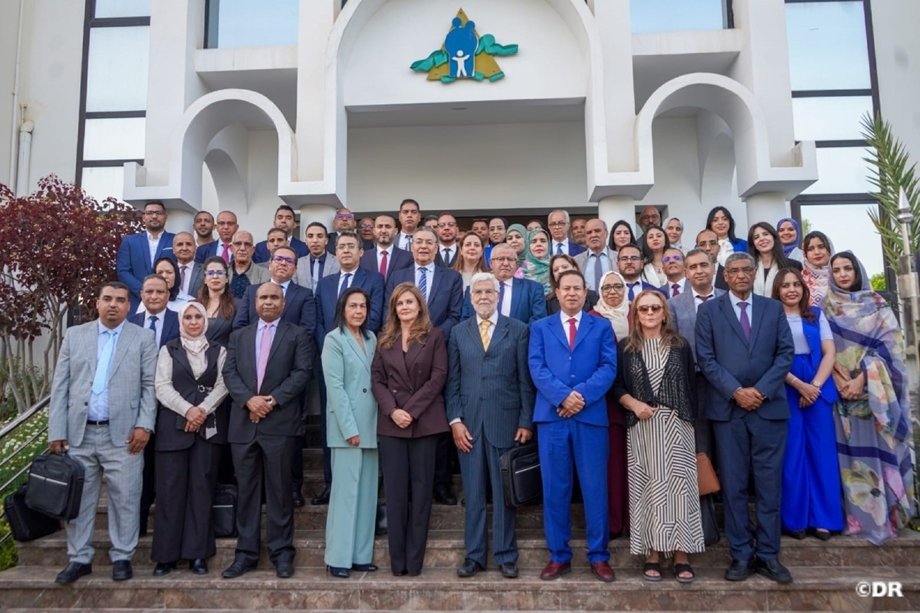 الأميرة للا زينب تترأس اجتماع العصبة المغربية لحماية الطفولة