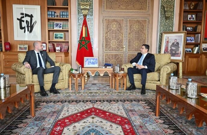 فرنسا تجدد التأكيد على سيادة المغرب على الصحراء