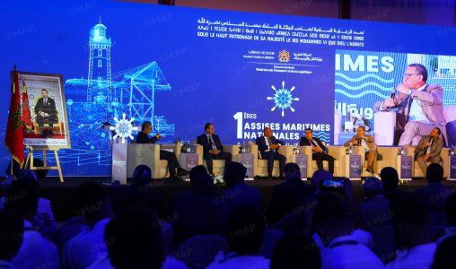 مهنيون وخبراء يدعون إلى إحداث مجلس وطني للبحر