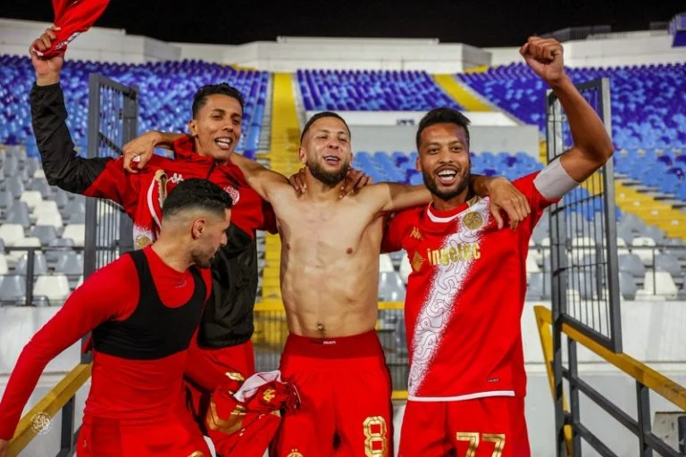 الوداد يرتقي في الترتيب بعد فوز ثمين على الرجاء