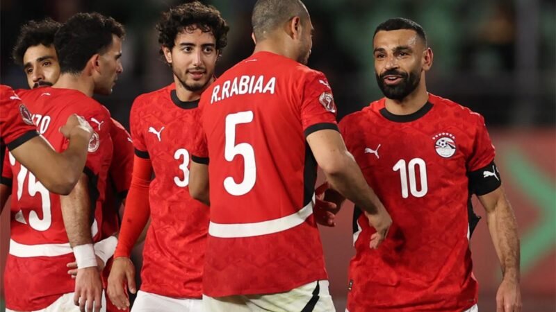 الفيفا تطالب بإزالة النجوم الـ7 من قميص مصر في المونديال
