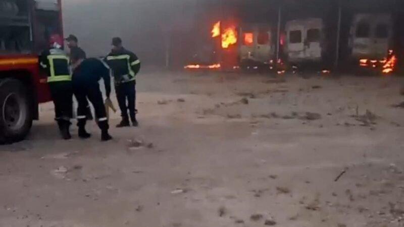 قلعة السراغنة..النيران تندلع بمستودع جماعة الفرائطة ـصور