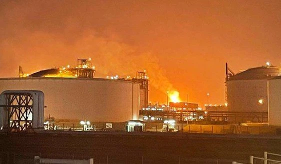 54 مصابا و18 مفقودا في انفجار بقطر