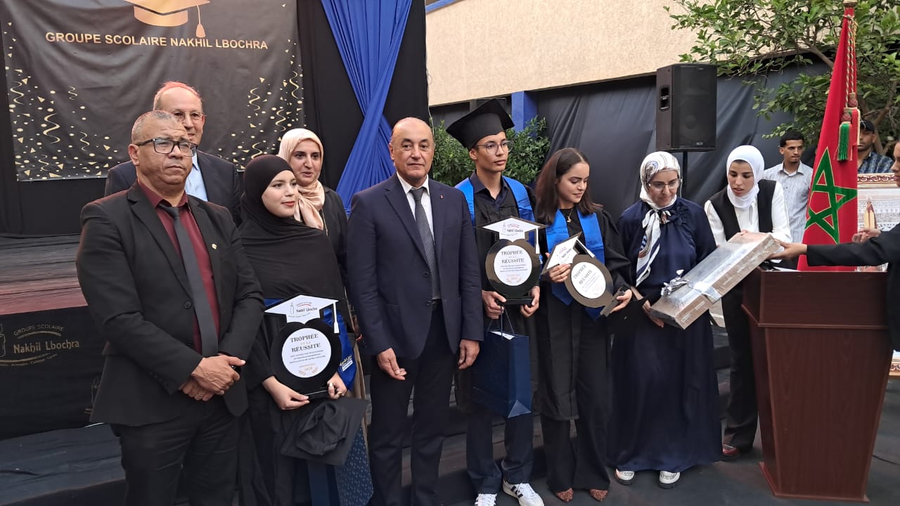 العامل اليزيدي يحضر حفلا تكريميا بالمؤسسة الخاصة المتصدرة لنتائج الباكالوريا بقلعة السراغنة