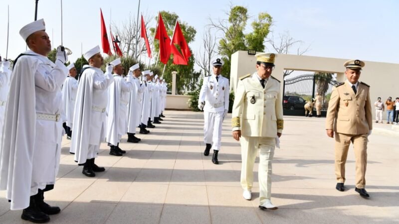 عامل الرحامنة يترأس مراسم تحية العلم الوطني بمناسبة عيد العرش
