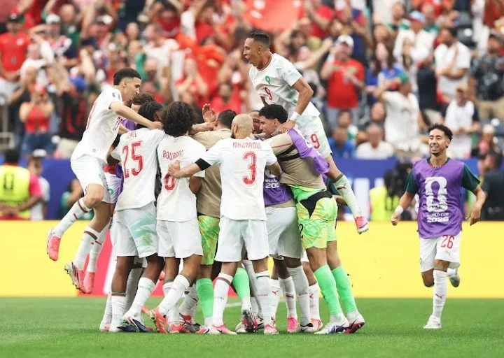 ملحمة المونديال متواصلة..الأسود يتأهلون لربع النهائي بعد فوز بثلاثية مظيفة على كندا