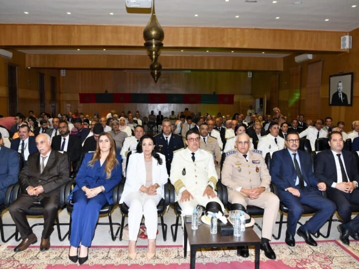 عامل الرحامنة يترأس مراسم الإنصات إلى الخطاب الملكي السامي بمناسبة عيد العرش