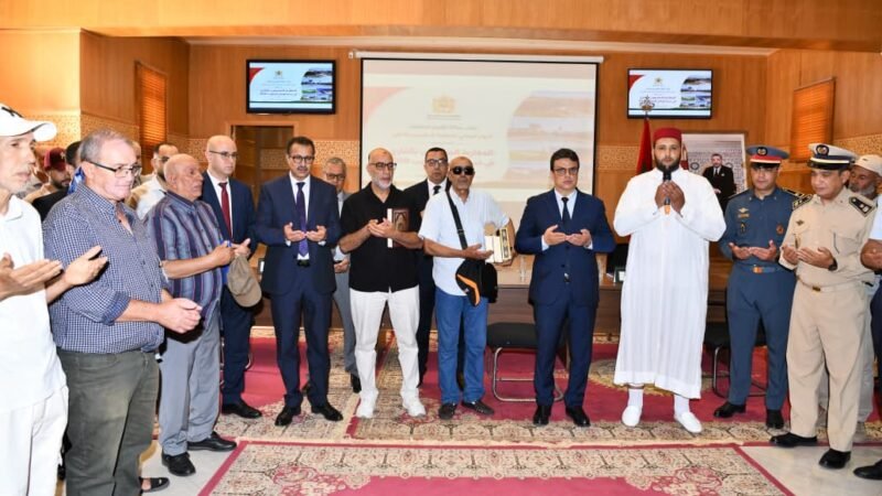 عامل الرحامنة يترأس لقاء تواصليا بمناسبة اليوم الوطني للمغاربة المقيمين بالخارج